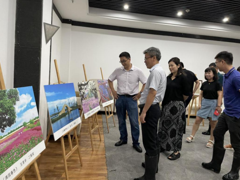 宿迁文旅集团庆祝建党100周年“党旗在基层企业高高飘扬，党徽在一线岗位熠熠生辉”职工书法、摄影大赛取得圆满成功(图2)